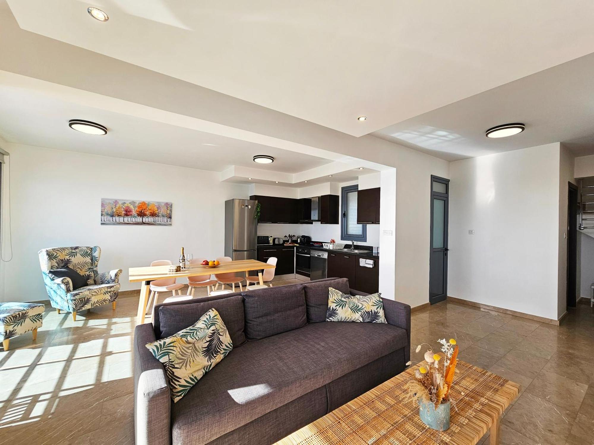 Dios Ponte Finikoudes Beachfront לרנקה
