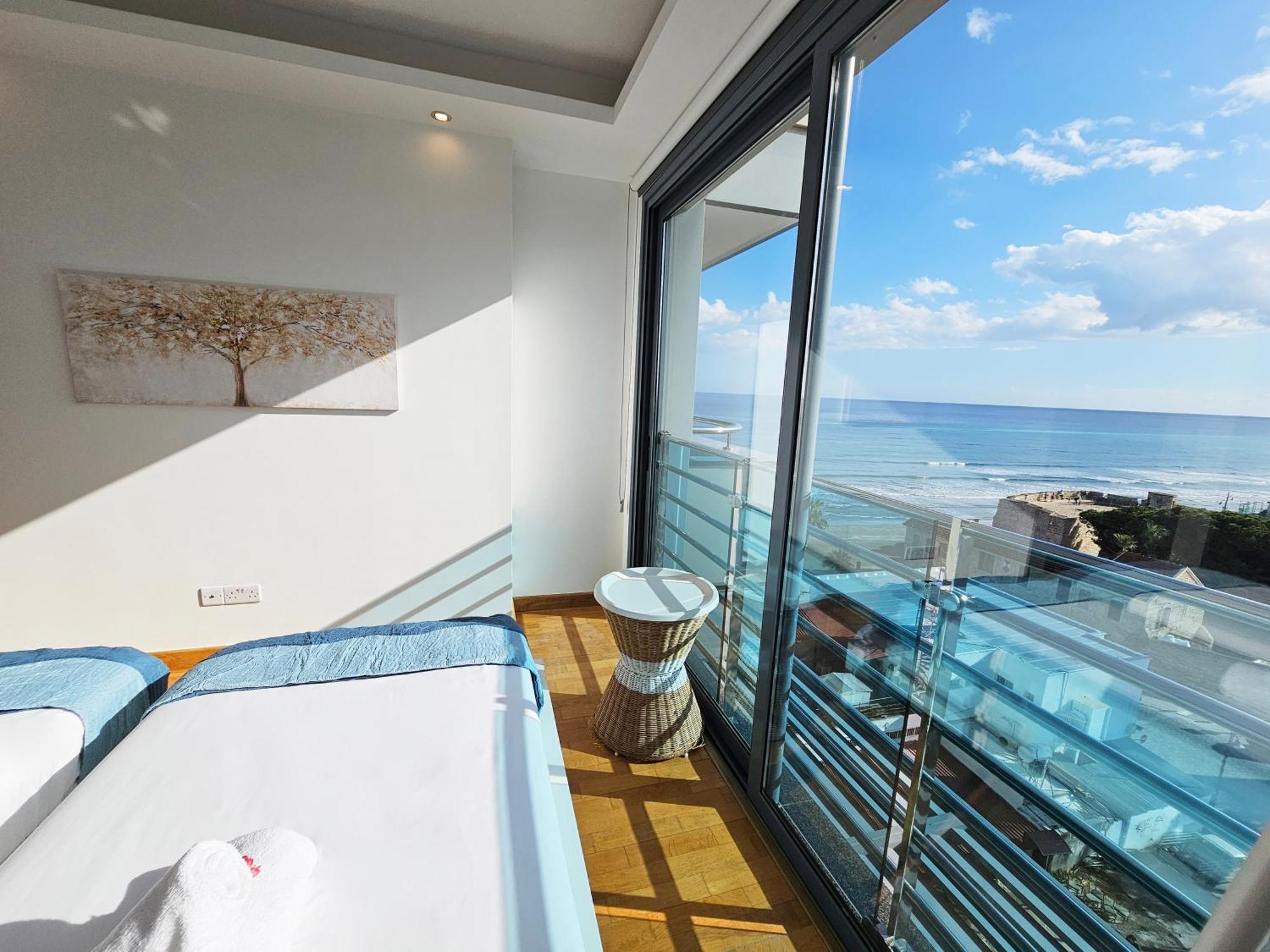 Dios Ponte Finikoudes Beachfront בית נופש לרנקה